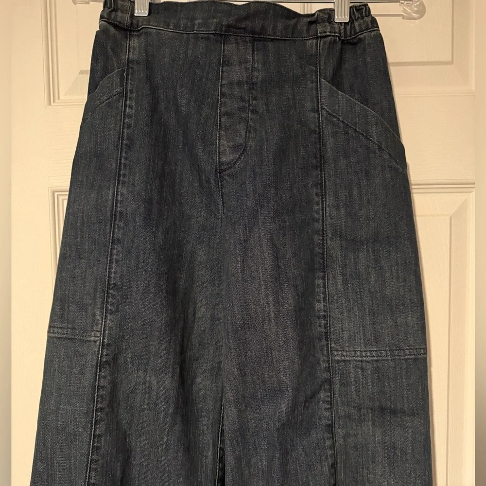 Elegant Blue/ Black Wide-Leg Women's Jeans by Lisa Bayne of Artful Home. Size XS - Picture 4 of 10